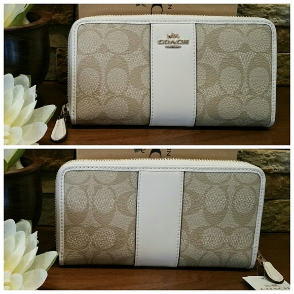 *SALE* NEW Coach Signature Accordion Wallet w/box - Picture 2 of 5